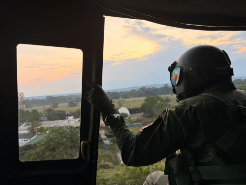 Vigilancia aérea previa a elecciones fortalece la seguridad en el suroriente colombiano