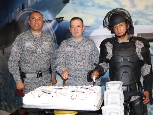 Personal militar conmemora aniversario de la especialidad Seguridad y Defensa de Bases Aéreas
