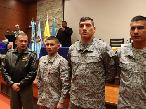 Jóvenes culminan su servicio militar con honor y compromiso patrio