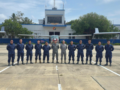Fuerza Aérea Salvadoreña fue capacitada en mantenimiento aeronáutico por la Fuerza Aeroespacial