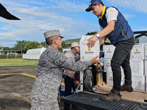 Misión aérea llevó ayuda humanitaria a La Salina, Casanare