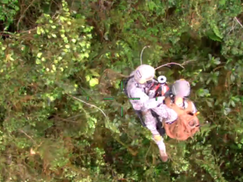 Continua operación de búsqueda y rescate de aeronave Cessna T-206