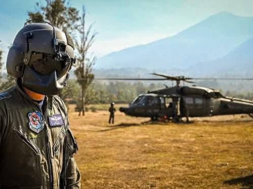 Con 213 descargas de agua la Fuerza Aérea contribuyó a extinción del incendio en Villa de Leyva