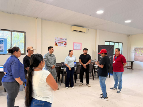 Aula TIC fortalece las oportunidades educativas de niños y jóvenes en Leticia