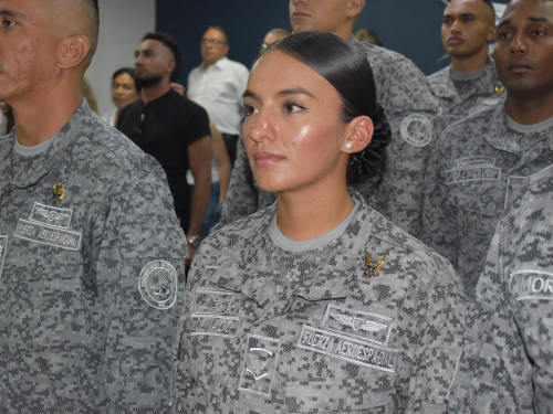 Mujer boyacense, primer puesto en curso militar que entrena para salvar vidas 