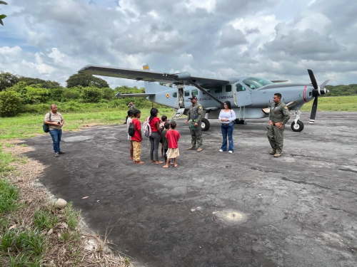 Misión aérea permitió el traslado seguro de seis menores en Arauca