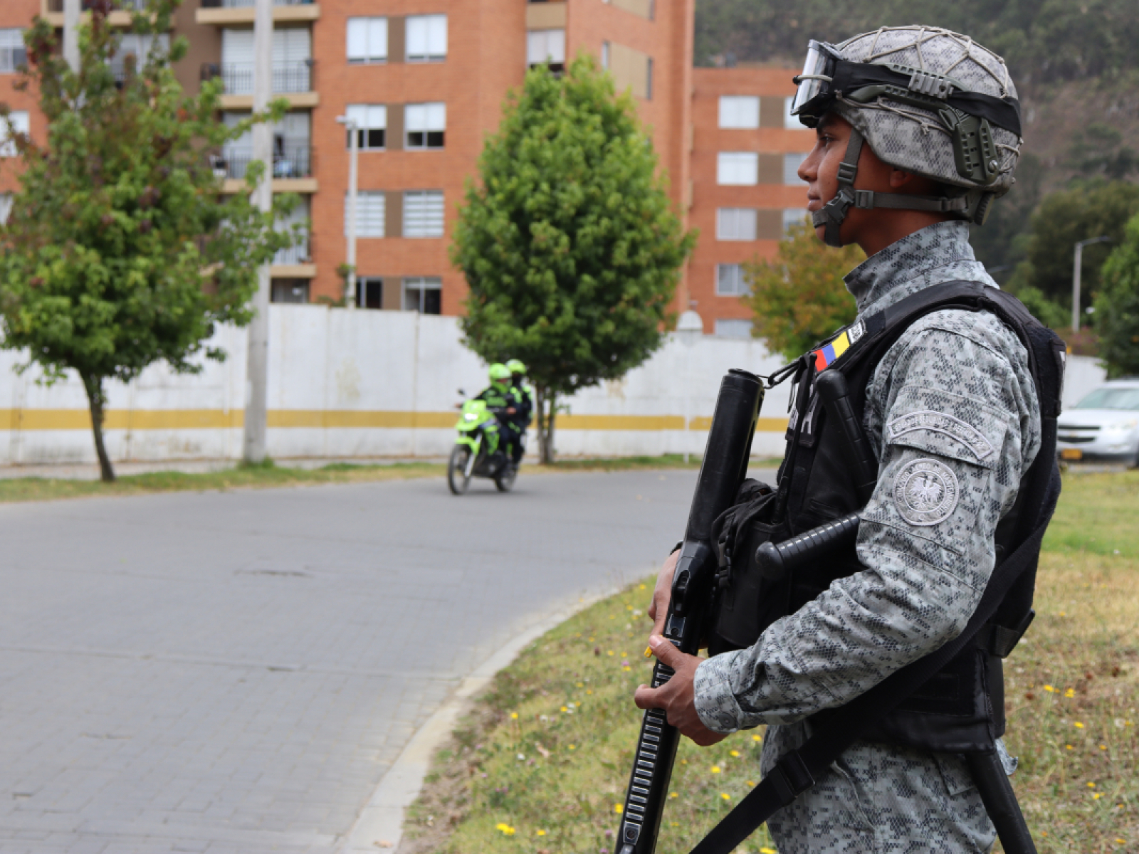 Patrullajes aéreos y terrestres contribuyen a la seguridad de la Sabana de Occidente
