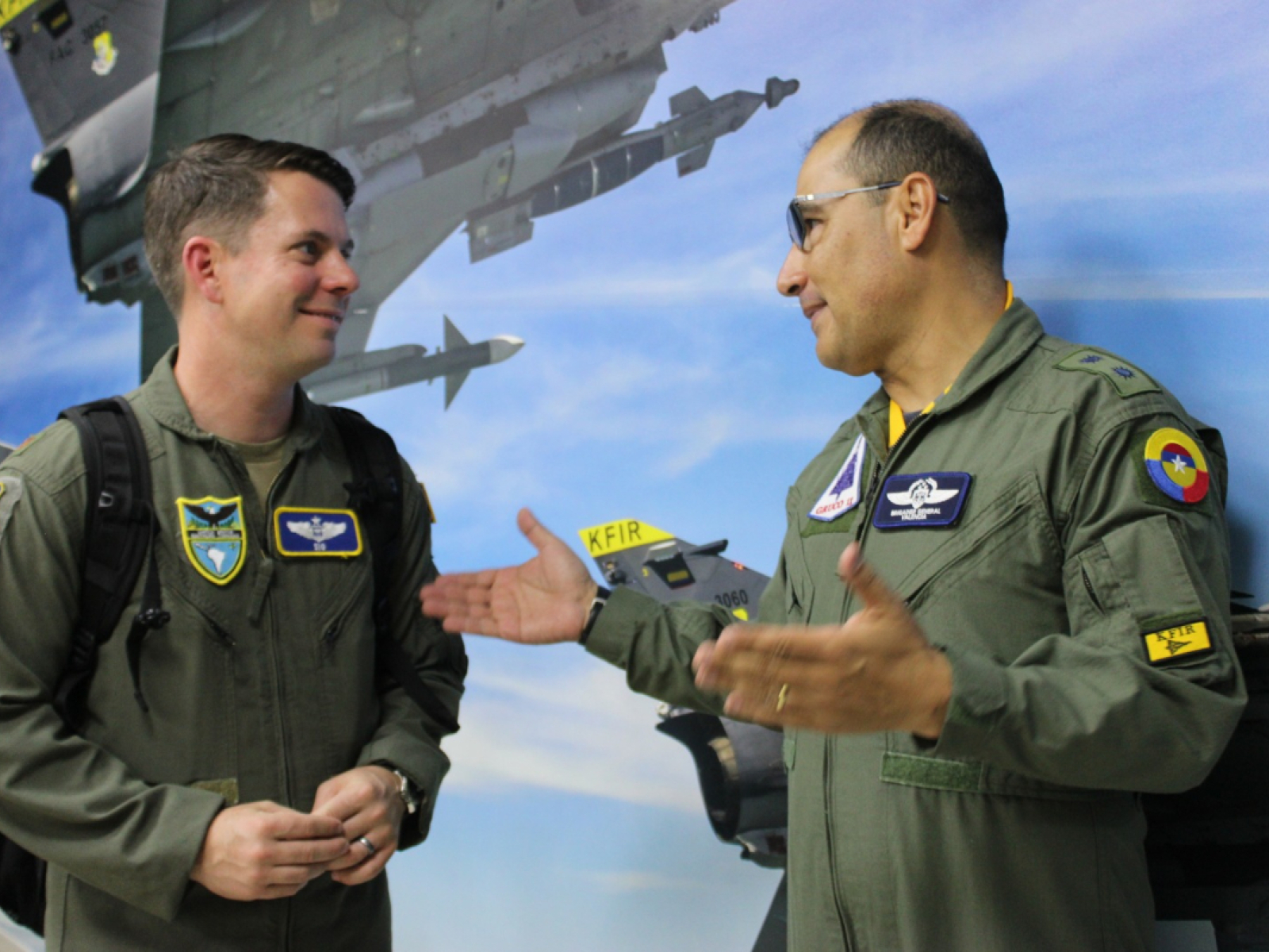Reunión con la Fuerza Aérea de Estados Unidos para optimizar capacidades y avances en seguridad regional