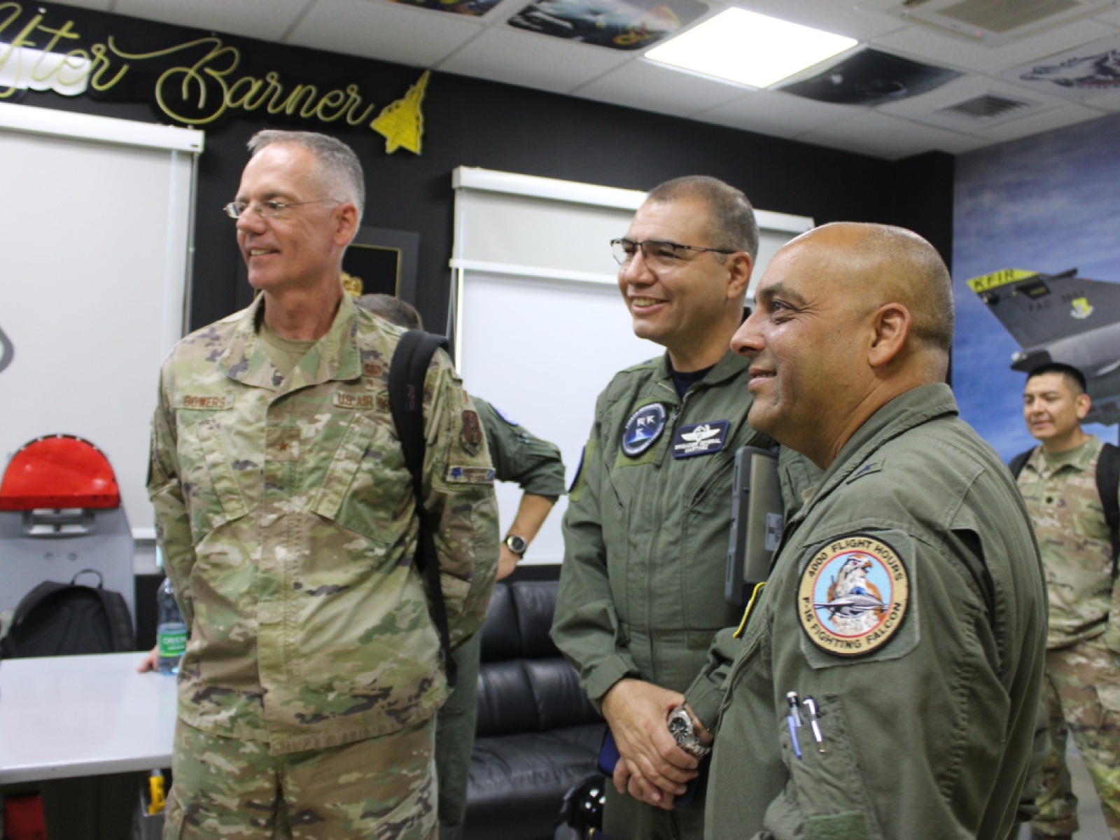 Reunión con la Fuerza Aérea de Estados Unidos para optimizar capacidades y avances en seguridad regional