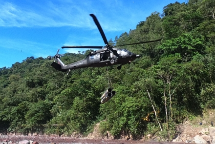 Elementos necesarios para reparaciones del acueducto de Villavicencio fueron transportados por su Fuerza Aérea