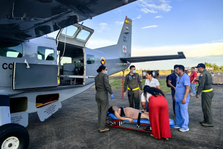 Oportuno traslado a mujer gestante en aeronave de su Fuerza Aérea