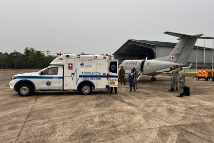 Mujer con problemas cardiacos fue transportada desde Leticia por su Fuerza Aérea