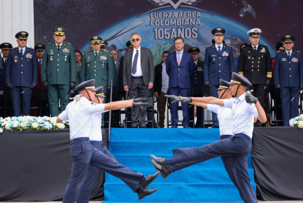 En su aniversario 105, la Fuerza Aérea evoluciona a Fuerza Aeroespacial Colombiana