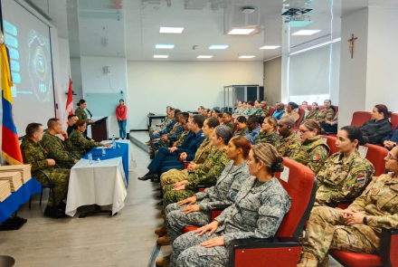 Empoderamiento del rol de la mujer en las Fuerzas Armadas de la región