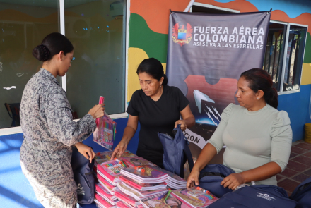 Entrega de kits escolares impulsa el regreso a clases en Soledad, Atlántico