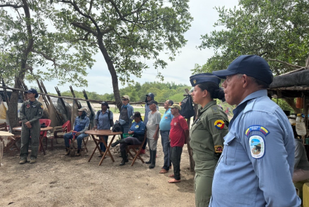 Acercamiento con pescadores en el Caribe, promueve prevención de reclutamiento forzado