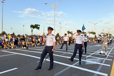 En Barranquilla Fuerzas Militares y Policía Nacional  conmemoran 215 años de independencia