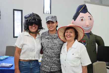 Fuerza Aeroespacial Colombiana, presente en la Feria Agropecuaria e Industrial en Ibagué
