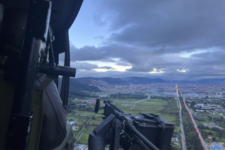 Patrullajes aéreos en vías principales de acceso a la capital