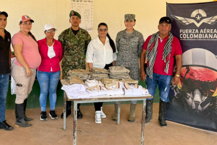 Entrega de uniformes escolares fortalece educación en Güerima