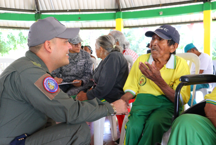 Entrega de insumos fortalece el apoyo a población vulnerable en Candelaria