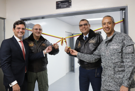 Fuerza Aeroespacial Colombiana inaugura Banco de Generadores para fortalecer las operaciones aéreas