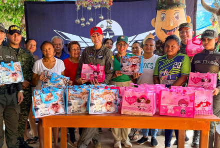 Regalos y mensaje navideño llega a comunidades del Vichada
