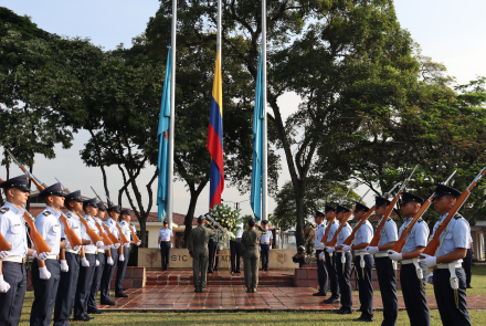 Cali conmemora a las víctimas desde la Base Aérea Marco Fidel Suárez