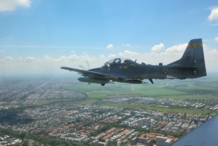 Despliegue aéreo en el suroccidente colombiano continua vigilando desde las alturas