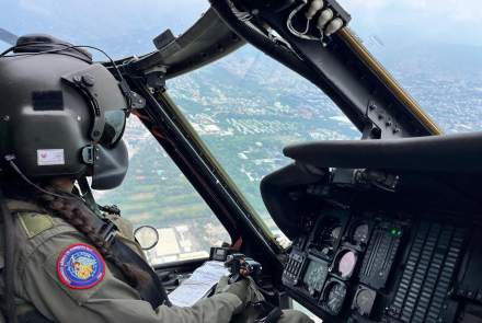 Aeronaves acompañan a los colombianos en su cita con la democracia