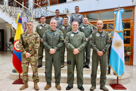 Fuerzas Aéreas de Argentina y Colombia impulsan capacidades mediante cooperación bilateral