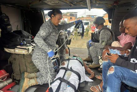 Capacidades aeromédicas protegieron la vida de dos mujeres en Cauca