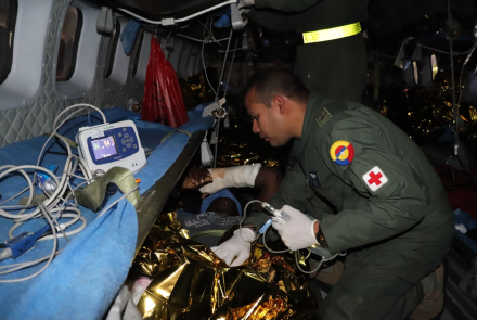 Tras el terremoto, Fuerza Aeroespacial realizó un traslado aeromédico masivo desde Chocó