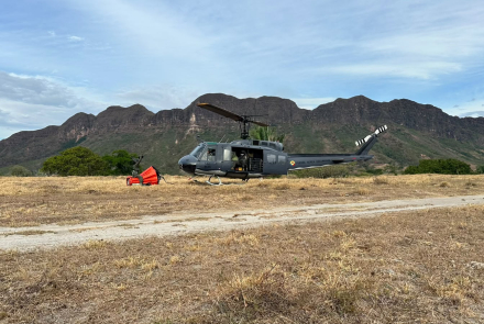 Fuerza Aeroespacial despliega capacidades aéreas para extinguir incendio en Tolima