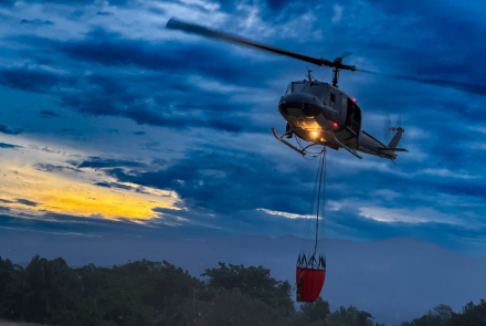 Fuerza Aeroespacial mantiene operaciones aéreas contra incendios forestales en el Tolima
