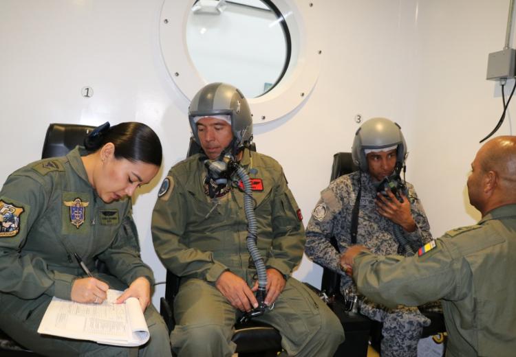 ¿Por qué son tan importantes los exámenes médicos en el proceso de incorporación de la Fuerza Aérea?    