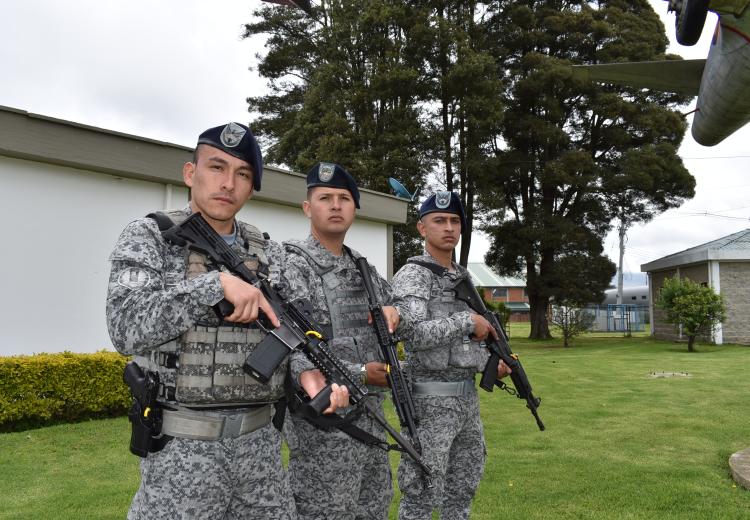 ¡Llega la oportunidad de servir a la patria! Únete al Segundo Curso de Soldados Profesionales de la Fuerza Aérea Colombiana