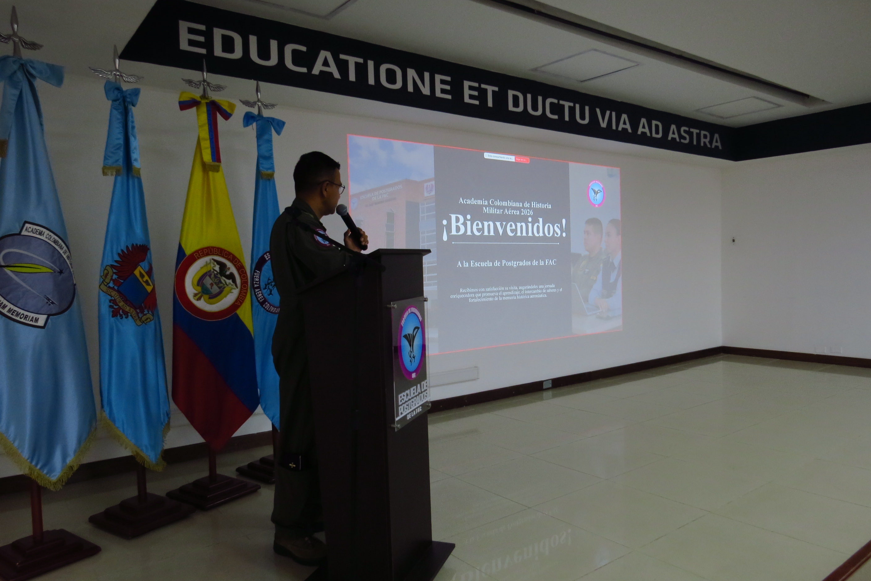 Primera Sesión Academia de Historia Aérea