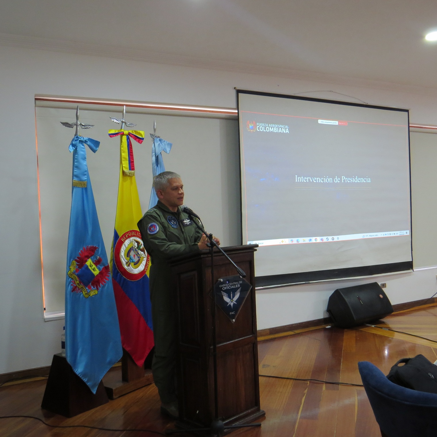 Segunda Sesión Academia Colombiana de Historia Aérea Segunda Sesión Academia Colombiana de Historia Aérea