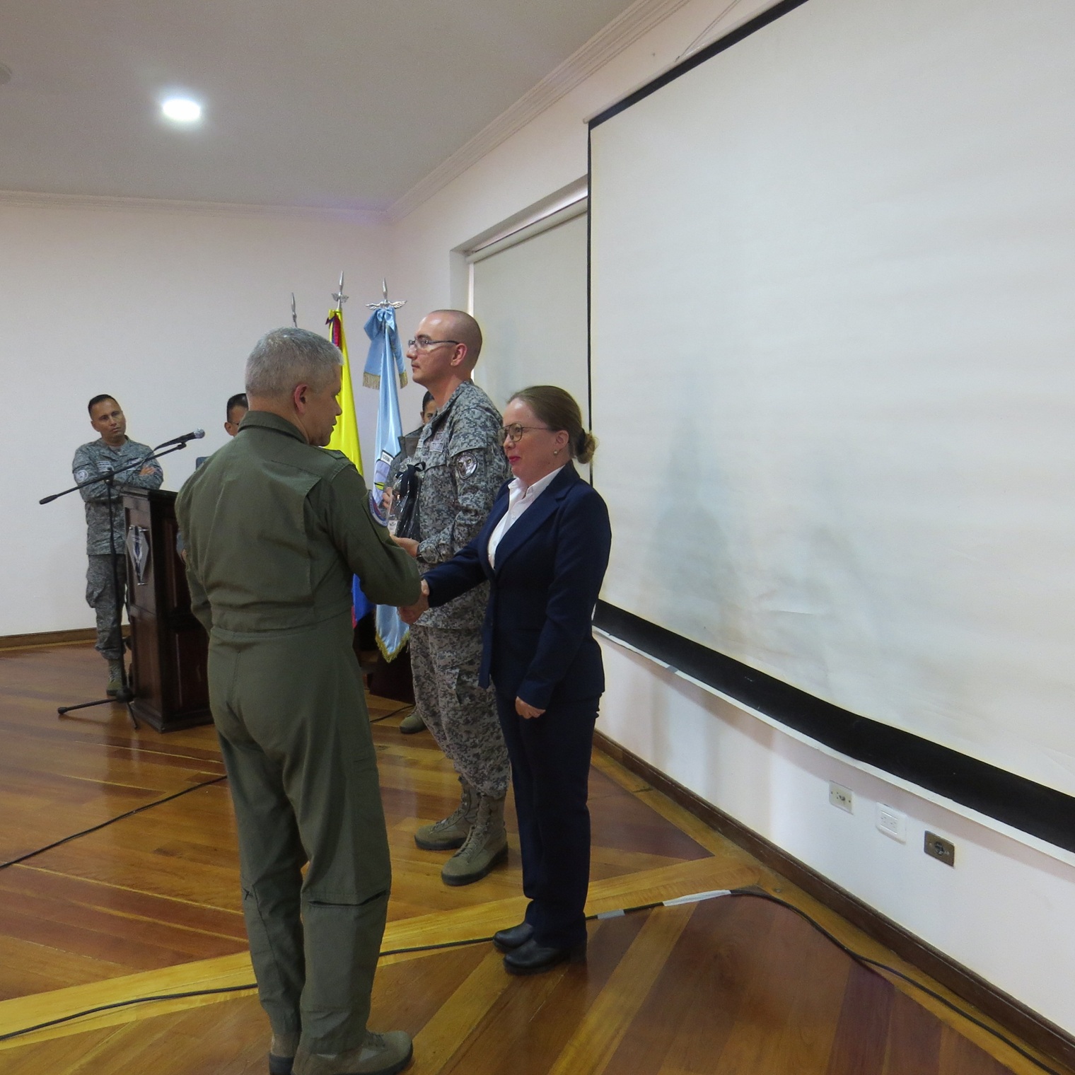 Segunda Sesión Academia Colombiana de Historia Aérea Segunda Sesión Academia Colombiana de Historia Aérea