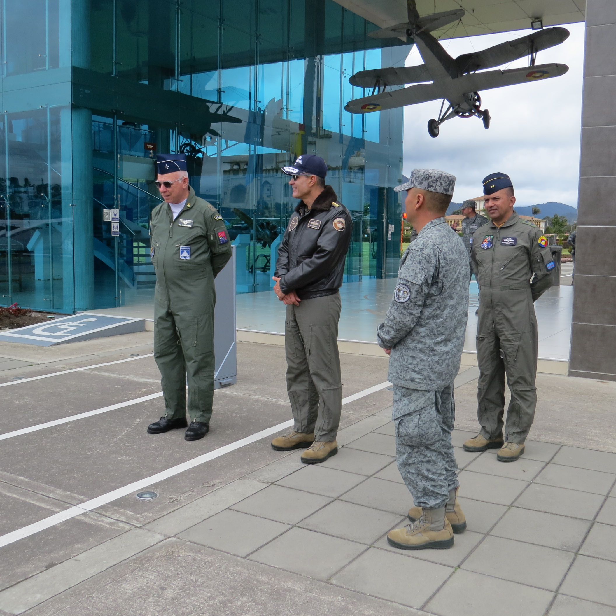 Visita Comandante Fuerza Aérea de Brasil Visita Comandante Fuerza Aérea de Brasil
