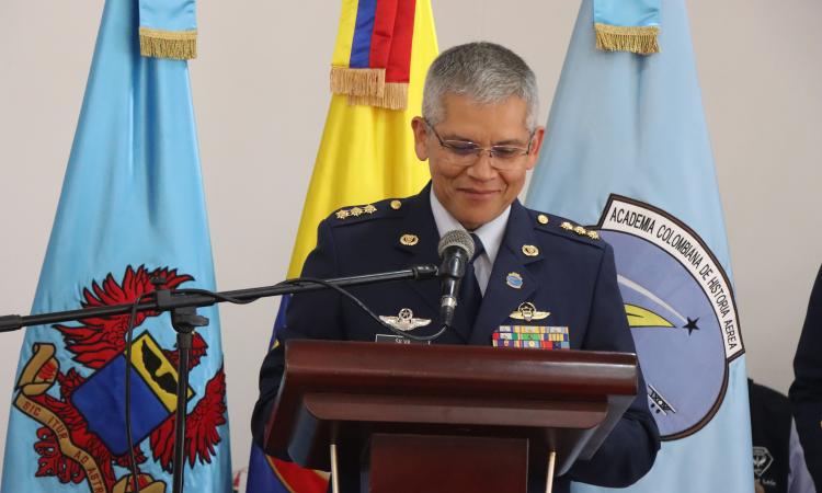 Nuevo Presidente de la Academia Colombiana de Historia Aérea