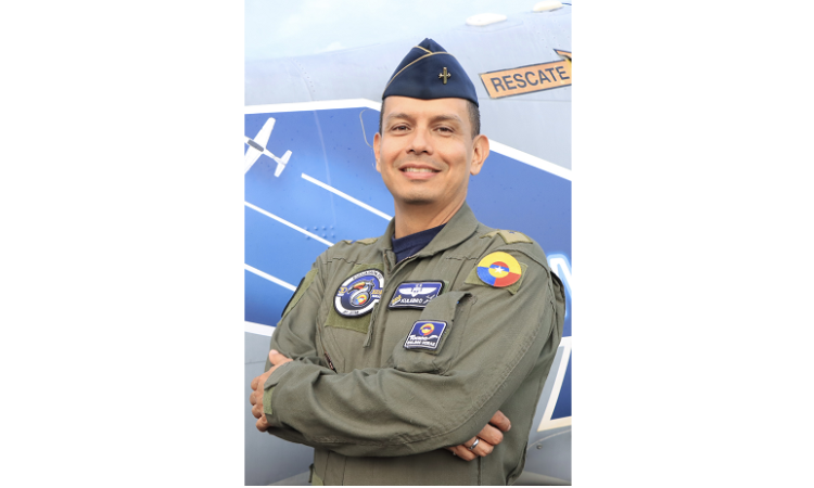 Teniente Coronel Mario Andrés Espinosa González 