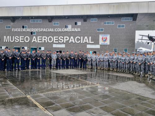 Visita Profesionales Oficiales de Reserva