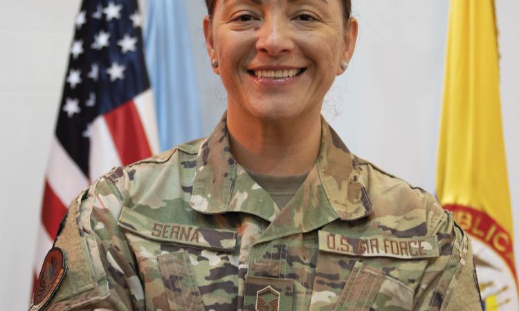 Sargento de la USAF Orgullosamente Colombiana